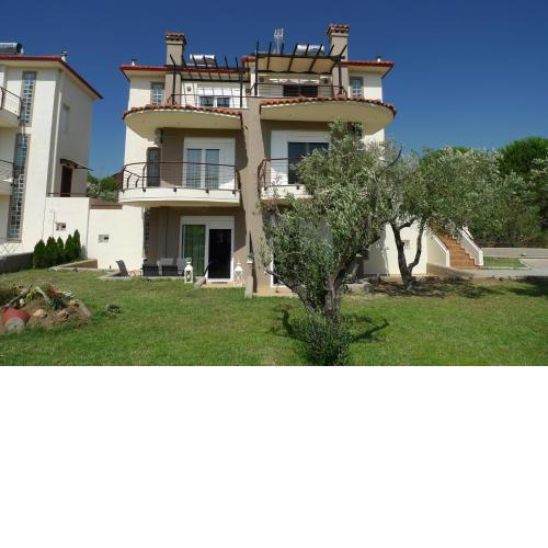 Excellent Villa