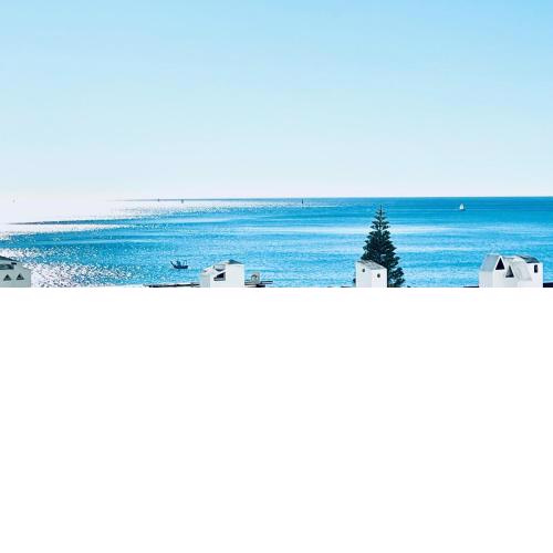 EXCLUSIVE APARTMENT WITH AMAZING SEA VIEWS!