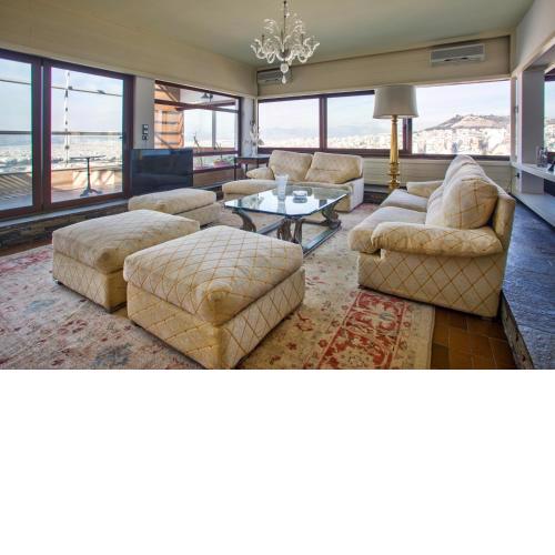 Exclusive apt with panoramic views! - ST8