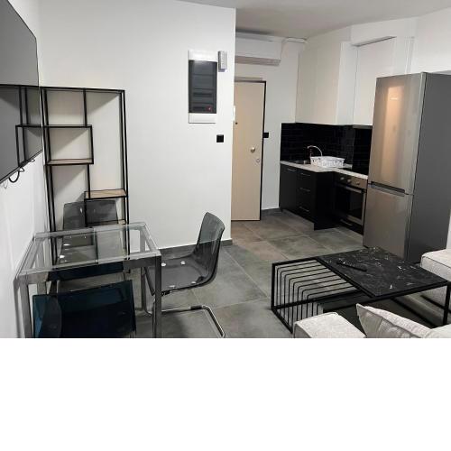Exclusive ladadika apartment 2