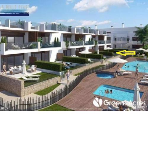 Exclusive new apartment on the beach