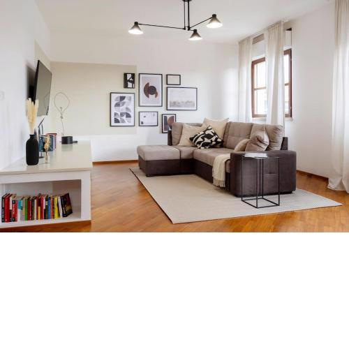 Exclusive penthouse with 60 m2 panoramic terrace