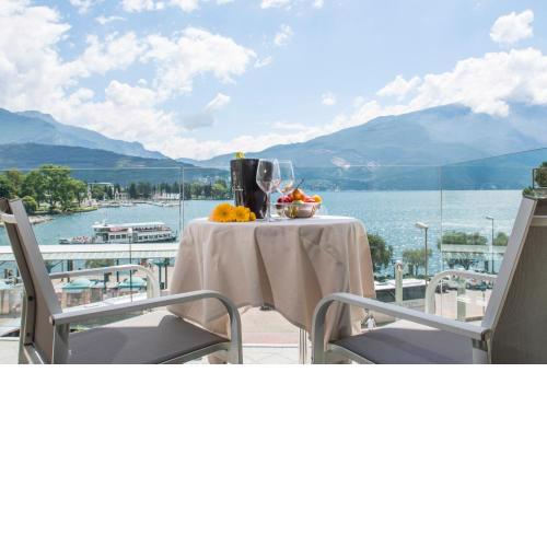 Exclusive Suites Riva