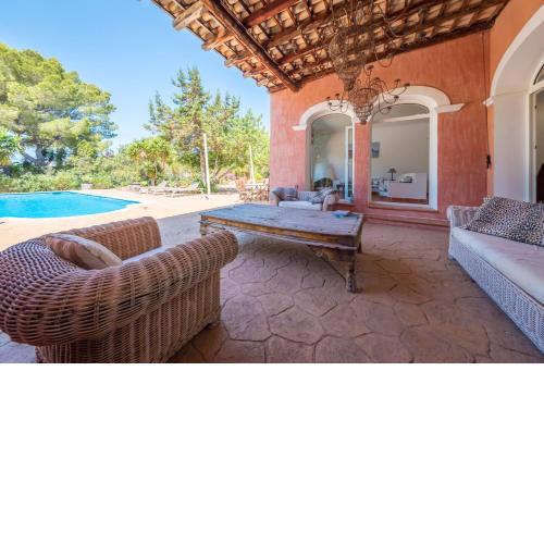 Exclusive Villa in Porroig