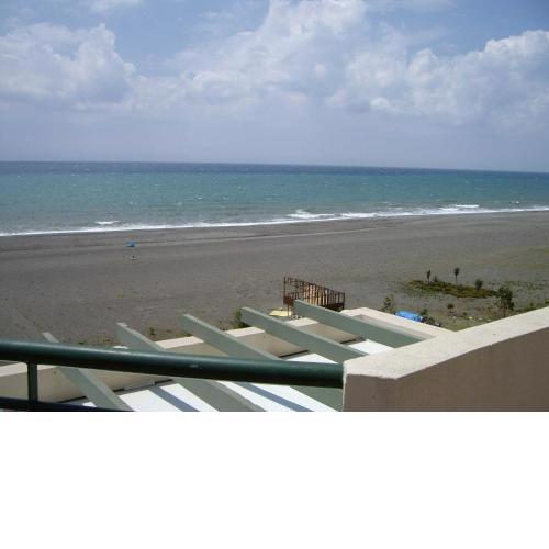 exclusivo Atico en primera línea de playa