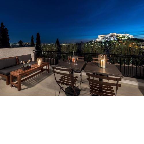 Executive 2 bdr Suite in Plaka - Acropolis view