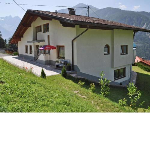 Exquisite Apartment in Kaunerberg Tyrol in the Mountains