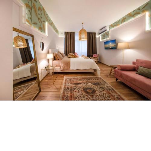 Exquisite apartment in the center of Athens