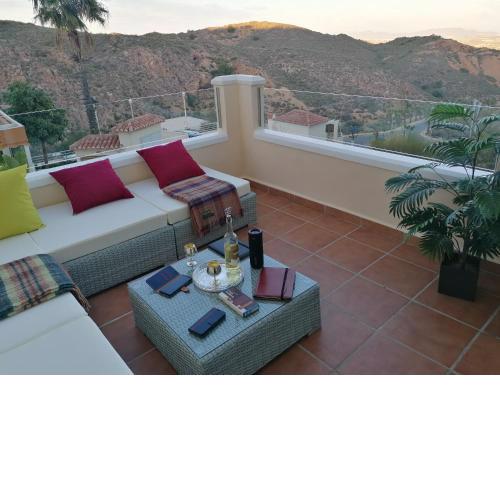 Exquisite modern 2-Bed House in El Pinar de Bedar