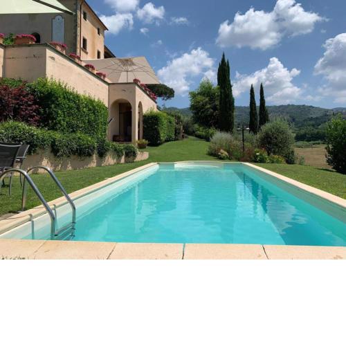 Exquisite Villa in Lamporecchio with Private Pool