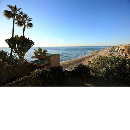 Fabulous Sea View Studio