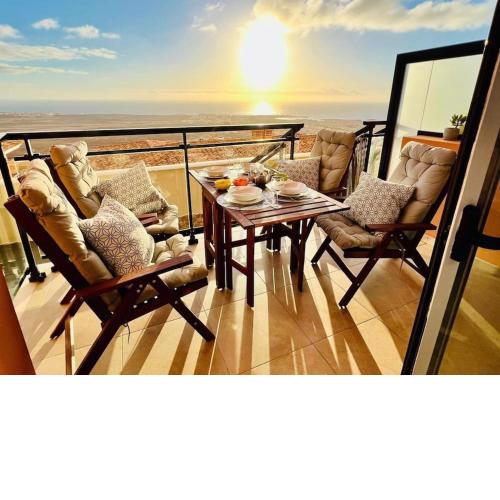 Fabulous townhouse with amazing sea views
