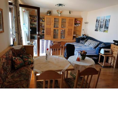 Familienfreundliches Apartment im Gasteiner Tal 80 km südlich der Stadt Salzburg