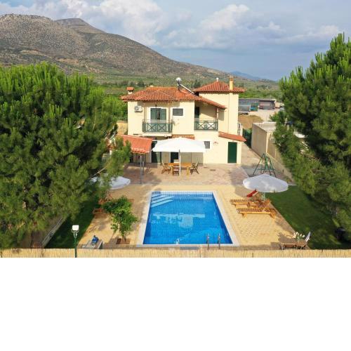 Family cosy Vila, swimming pool, close to Nauplio
