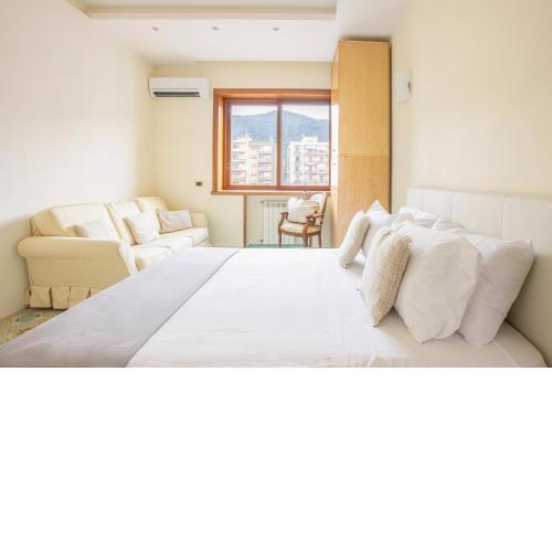 Family Home with terrace & view in Sorrento Center
