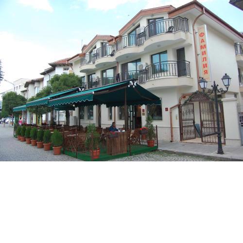 Family Hotel Familia