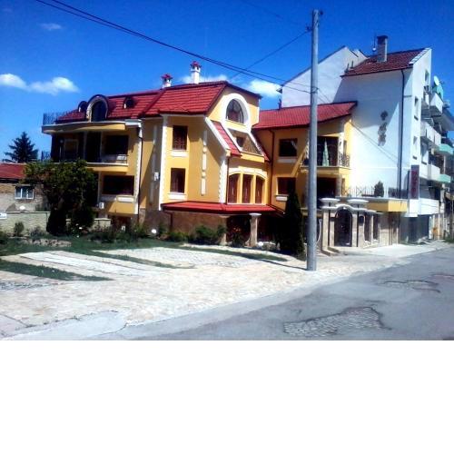 Family Hotel Rai