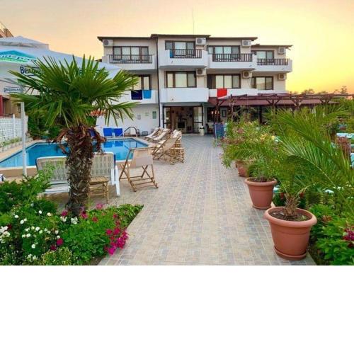 Family Hotel Southern Nights