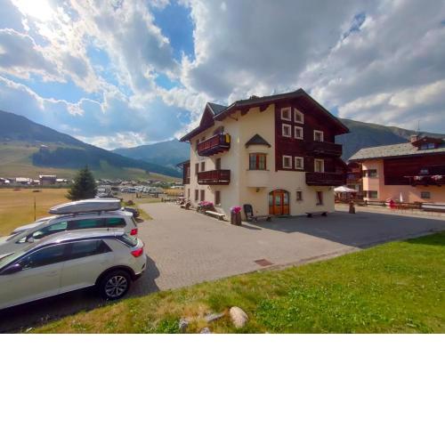 Family House Amalia Myholidaylivigno