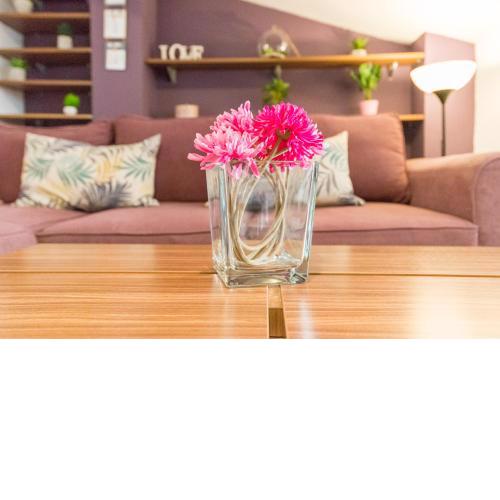 Family NOEMI HOME CENTER