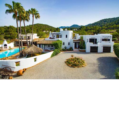 Family Villa & Cottage in large private grounds
