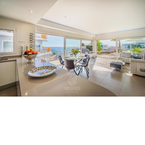 FANCY APARTMENT, BEST LOCATION,SEA VIEW,COSTA,GOLF