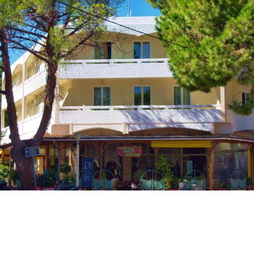 Fantasia Hotel Apartments