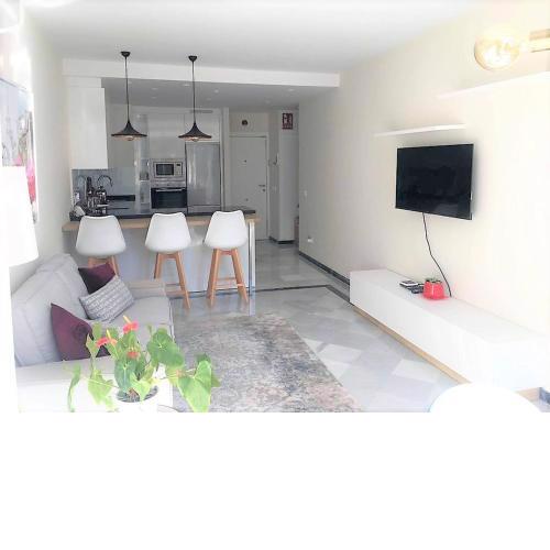 Fantastic Apartment 2 Minutes Walk From The Beach