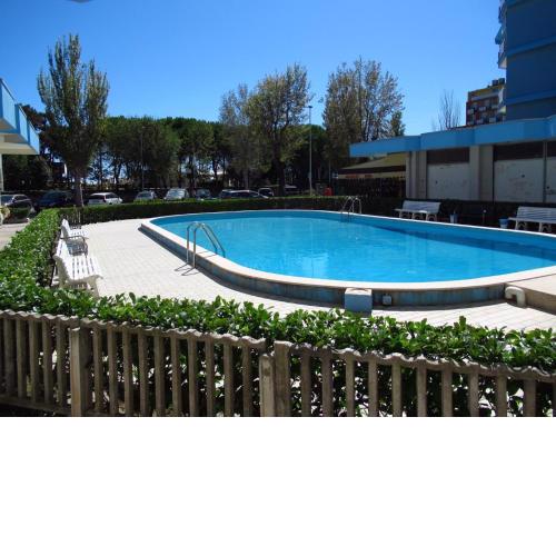 Fantastic Apartment Near the Beach Central Location - Communal Pool by Beahost