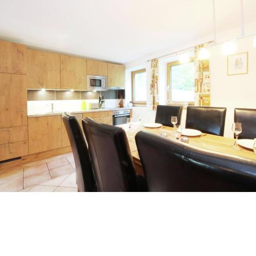 Fantastic Chalet in Niederndorf bei Kufstein with Balcony