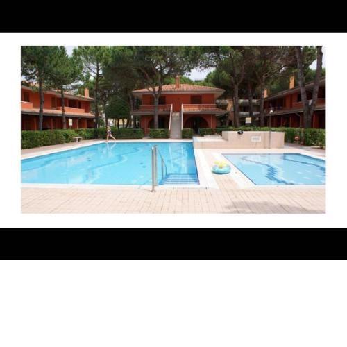Fantastic Residence AptPool - Parking - Airco - Washing Machine- Beach Amenities