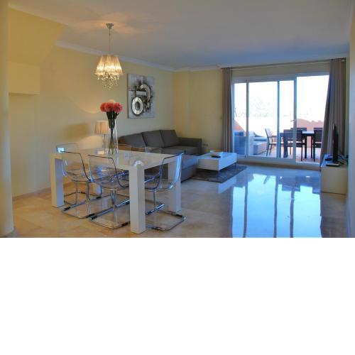 Fantastic Sea And Golf View Apartment