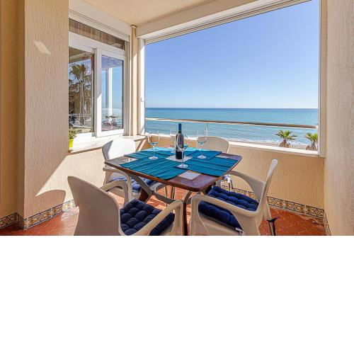 Fantastic Views , on the beach Best Location in Torremolinos