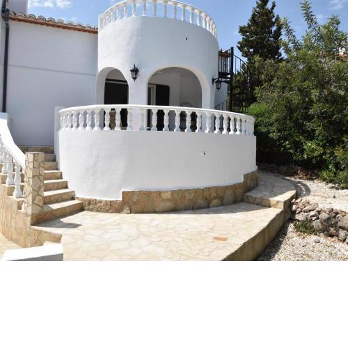 Fantastic villa in Oliva with private swimming pool
