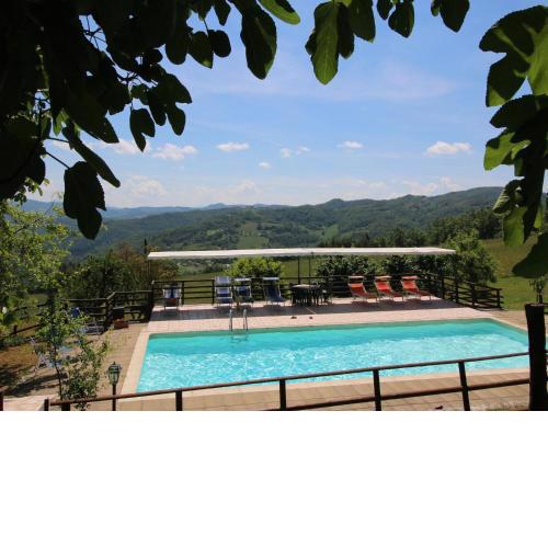 Farmhouse in Apecchio with Swimming Pool Terrace Garden BBQ