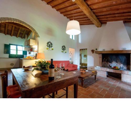 Farmhouse in large garden with private pool on the hills of Pisa