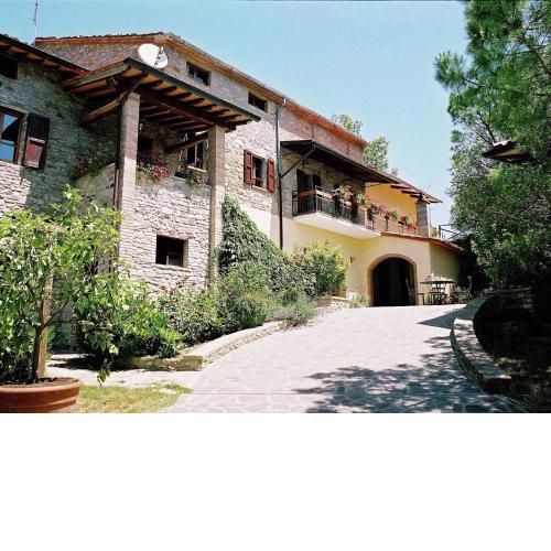 Farmhouse in Monte s Maria Tiberina with stables