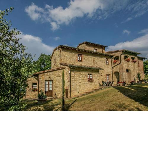 Farmhouse with pool and private terrace between fruit trees and olive grove