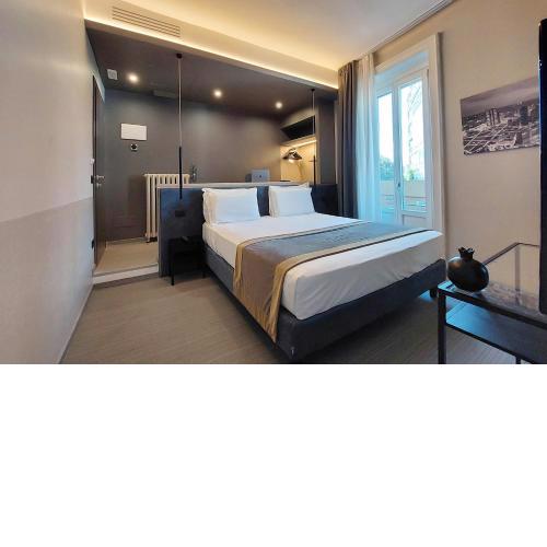 Fashion District Luxury Rooms