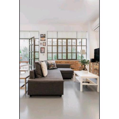 Fashionable Base in Central Athens in the Old Tailor Factory