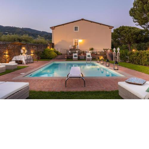 Fattoria Camigliano, Luxury Farmhouse with Pool inside a Wine Estate