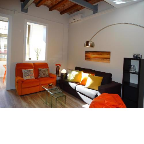 Feel at Sants Apartments