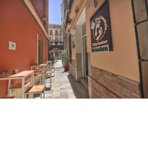 Feel Hostels City Center