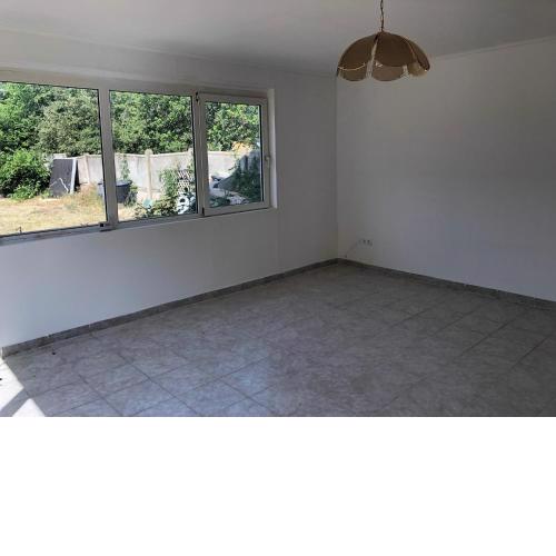 Feel Natural and Relaxed in a 3 Bedroom B Apartment in Gyongyosfalu
