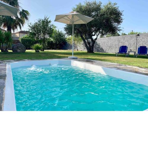 Felenia House