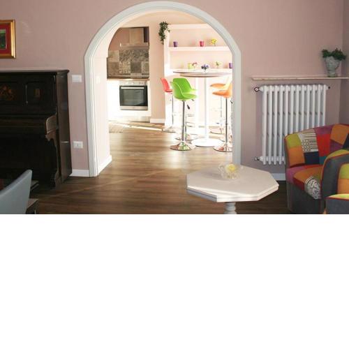 Fenì Home Bed & Breakfast