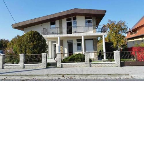 Fenyves Villa