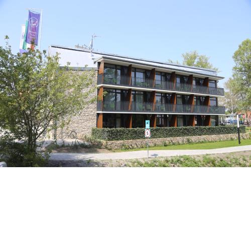 Fenyves Yacht Club Superior