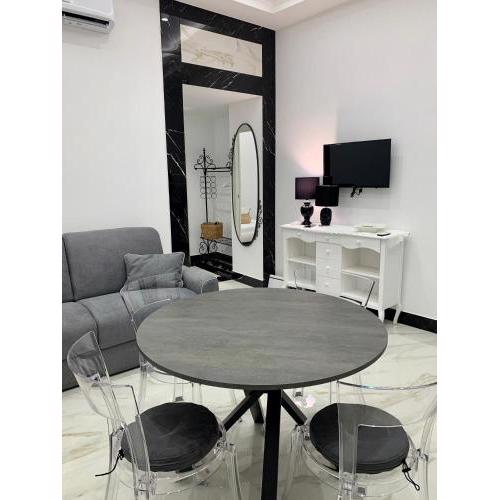 Ferdinando's Home
