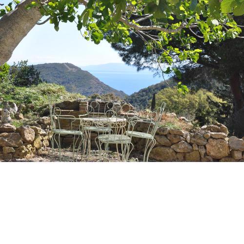 Ferienhaus Elba Porto Azzurro mit Panorama und Garten